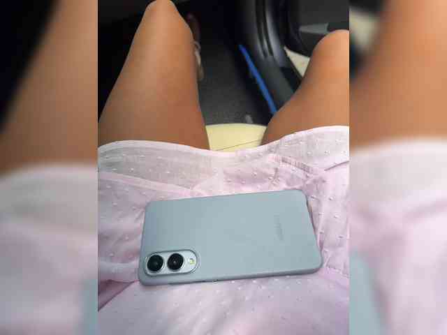 Daria_Desire webcam