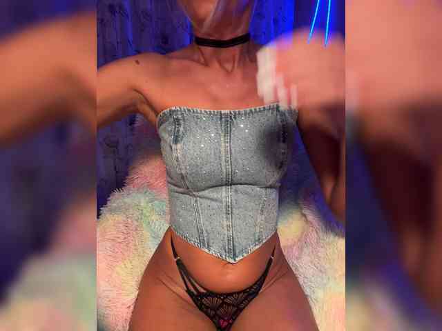 Daria_Desire webcam