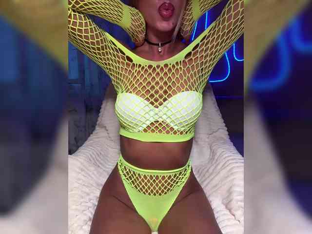 Daria_Desire webcam