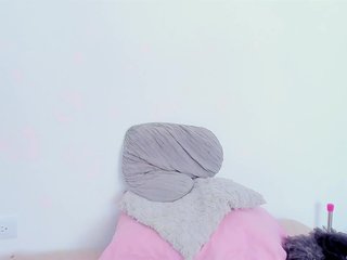 EMMAAA-STOONEE