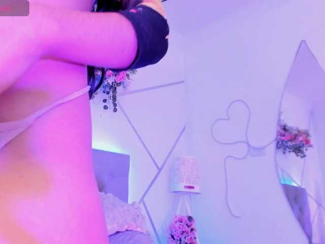 EMMAAA-STOONEE