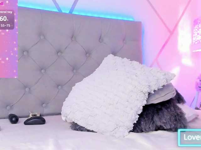 EMMAAA-STOONEE live cam on BongaCams