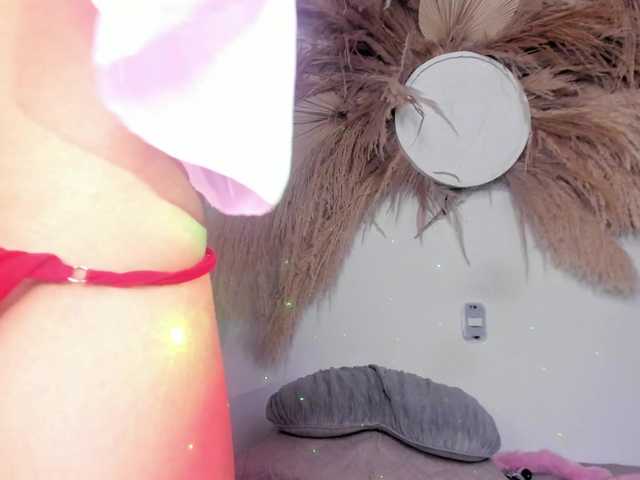 EMMAAA-STOONEE live cam on BongaCams