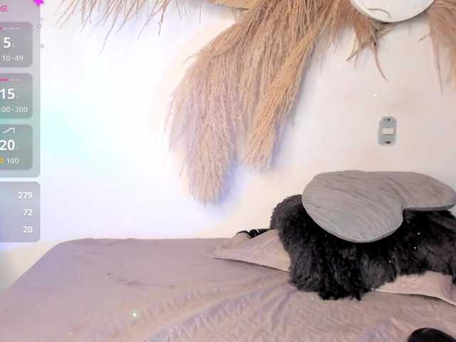 EMMAAA-STOONEE live cam on BongaCams