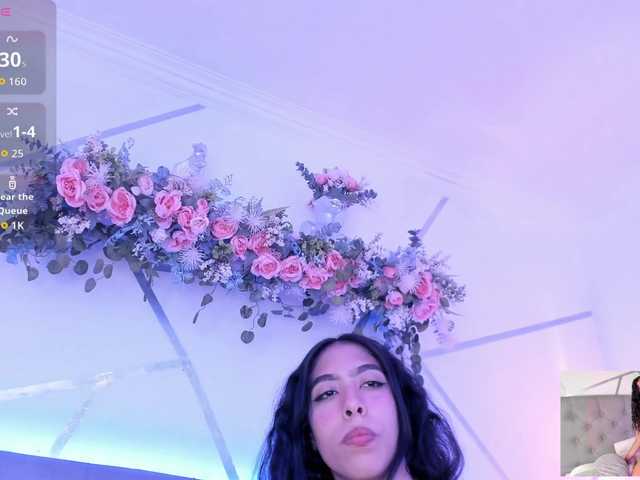 EMMAAA-STOONEE live cam on BongaCams