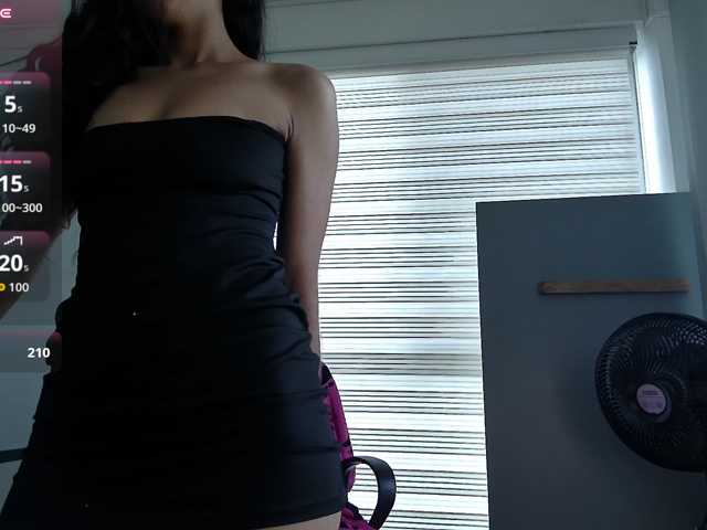 EMMAAA-STOONEE live cam on BongaCams