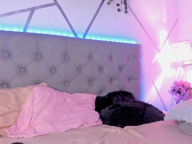 EMMAAA-STOONEE