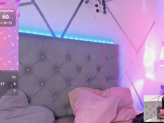 EMMAAA-STOONEE live cam on BongaCams