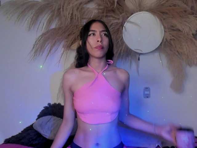 EMMAAA-STOONEE live cam on BongaCams