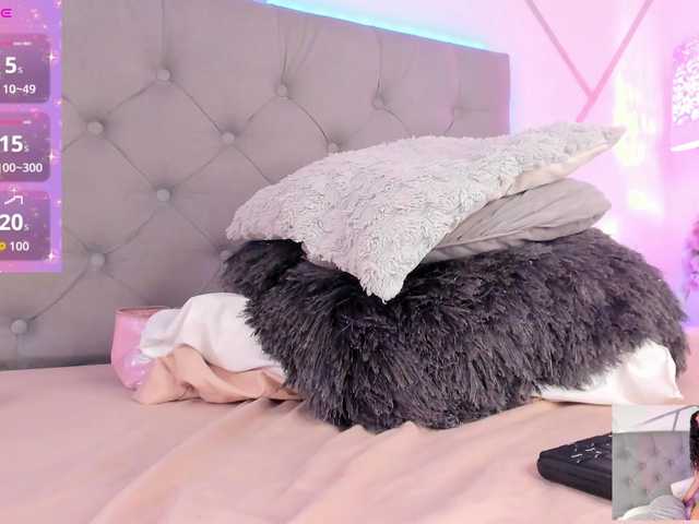 EMMAAA-STOONEE live cam on BongaCams
