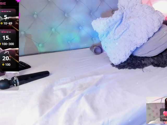 EMMAAA-STOONEE live cam on BongaCams