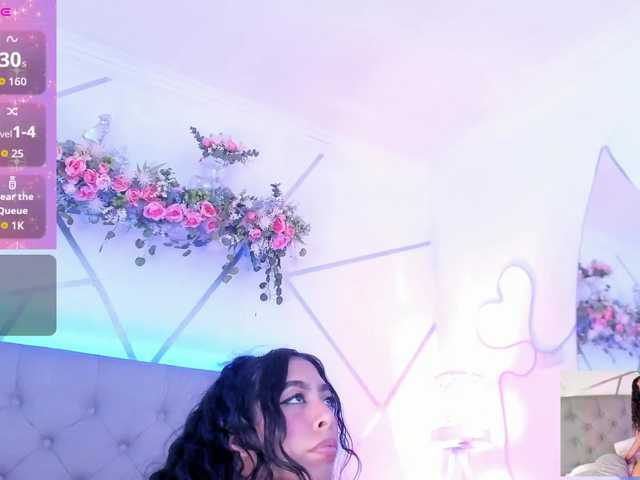 EMMAAA-STOONEE live cam on BongaCams