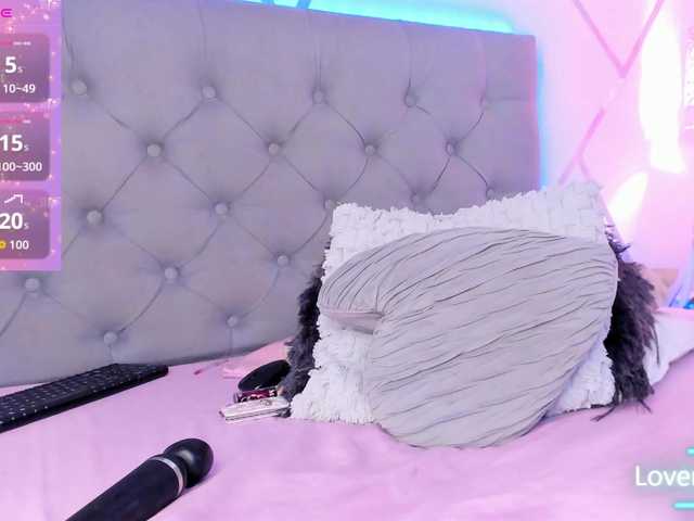 EMMAAA-STOONEE live cam on BongaCams