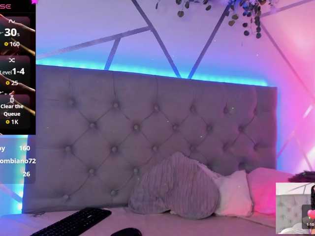 EMMAAA-STOONEE live cam on BongaCams