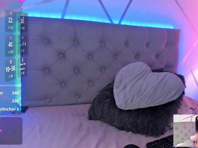 EMMAAA-STOONEE live cam on BongaCams