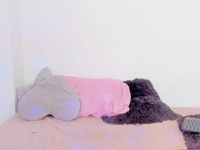 EMMAAA-STOONEE live cam on BongaCams