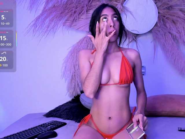 EMMAAA-STOONEE live cam on BongaCams
