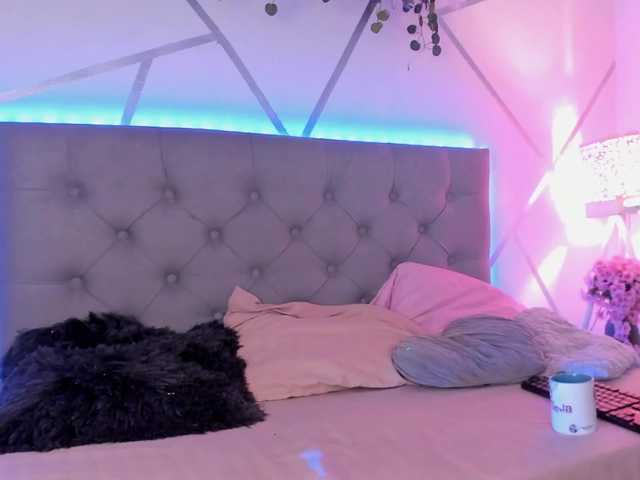EMMAAA-STOONEE