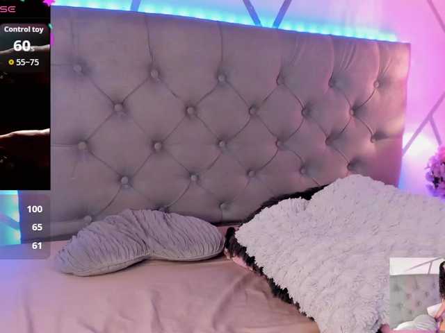 EMMAAA-STOONEE live cam on BongaCams