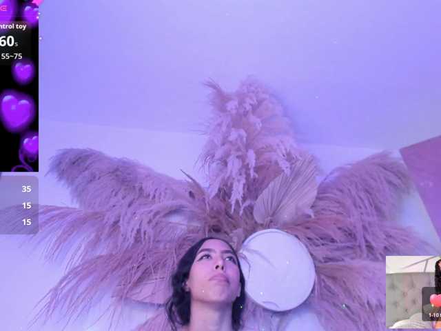 EMMAAA-STOONEE live cam on BongaCams