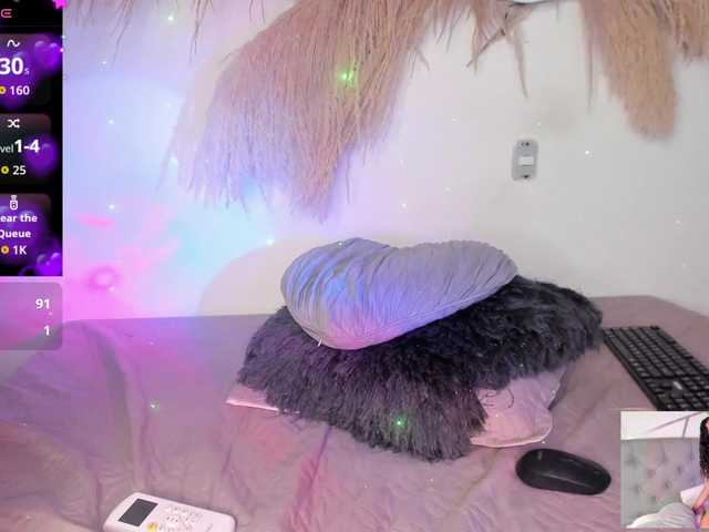 EMMAAA-STOONEE