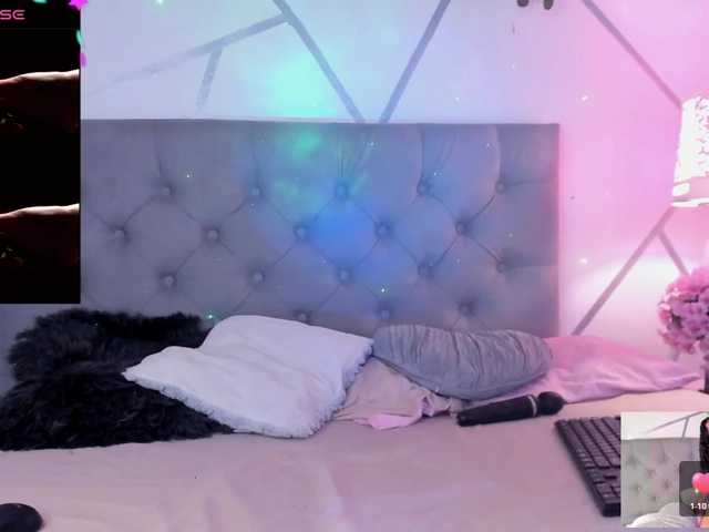 EMMAAA-STOONEE live cam on BongaCams