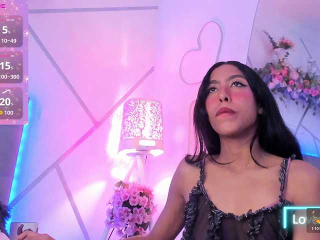 EMMAAA-STOONEE live cam on BongaCams