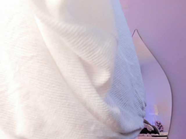 EMMAAA-STOONEE live cam on BongaCams