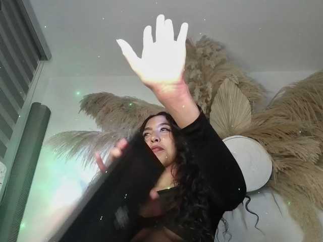 EMMAAA-STOONEE live cam on BongaCams