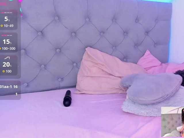 EMMAAA-STOONEE live cam on BongaCams