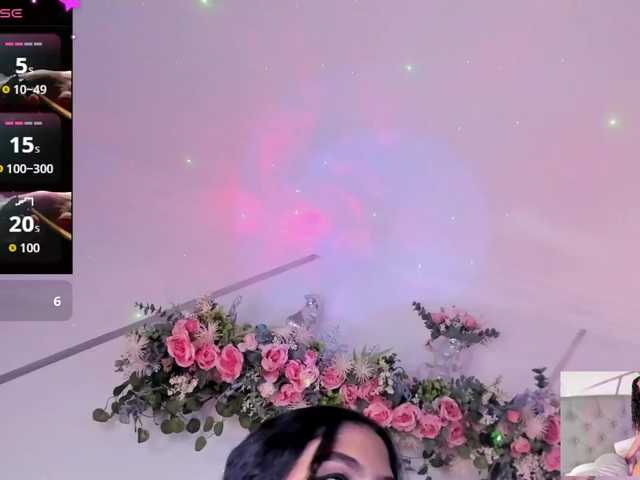 EMMAAA-STOONEE live cam on BongaCams