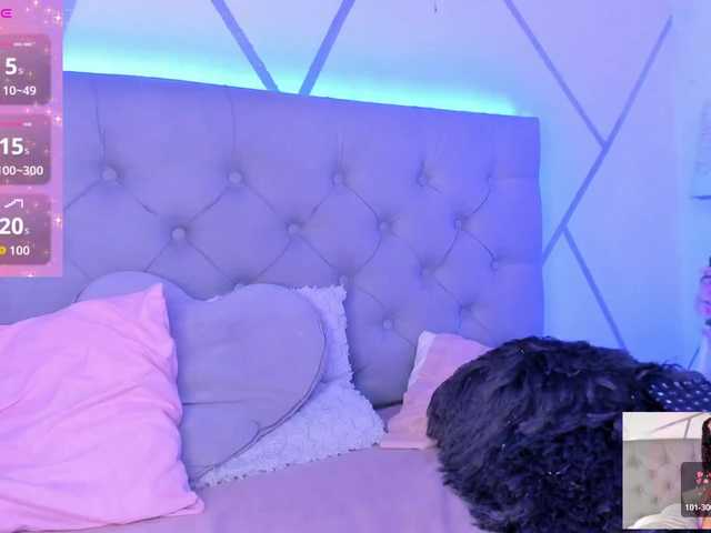 EMMAAA-STOONEE live cam on BongaCams