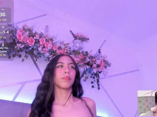 EMMAAA-STOONEE live cam on BongaCams