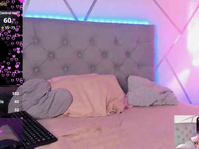 EMMAAA-STOONEE webcam