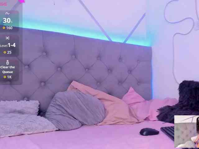 EMMAAA-STOONEE webcam