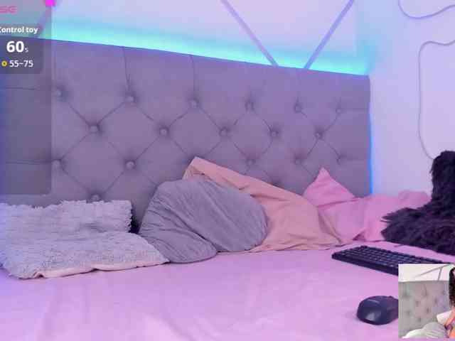 EMMAAA-STOONEE webcam