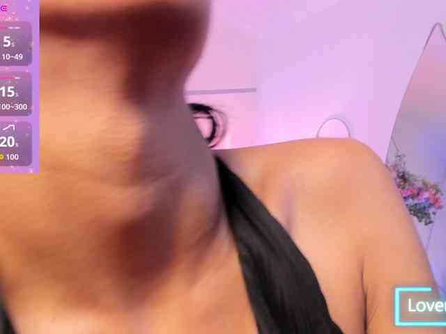 EMMAAA-STOONEE webcam