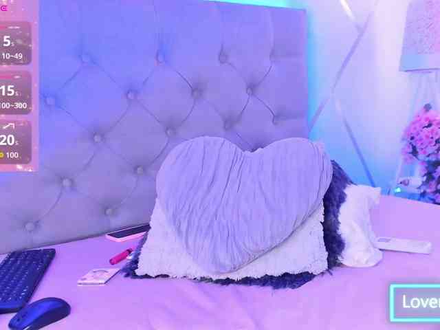EMMAAA-STOONEE webcam