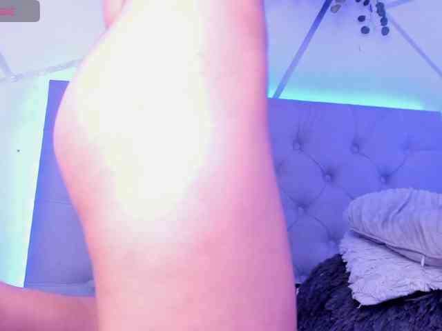 EMMAAA-STOONEE webcam
