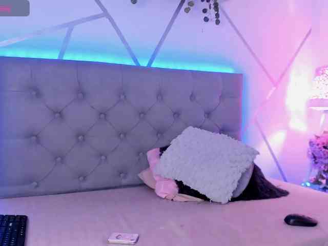 EMMAAA-STOONEE