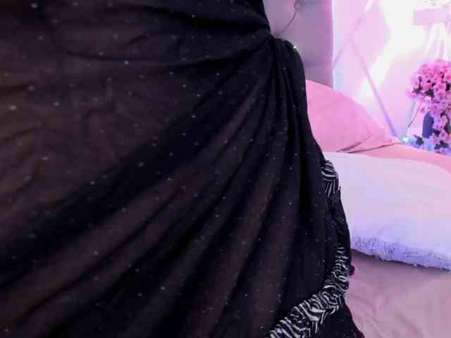 EMMAAA-STOONEE webcam