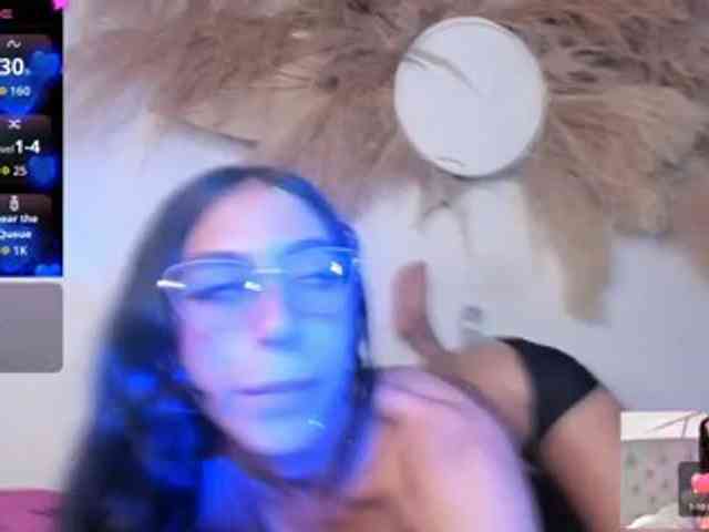 EMMAAA-STOONEE