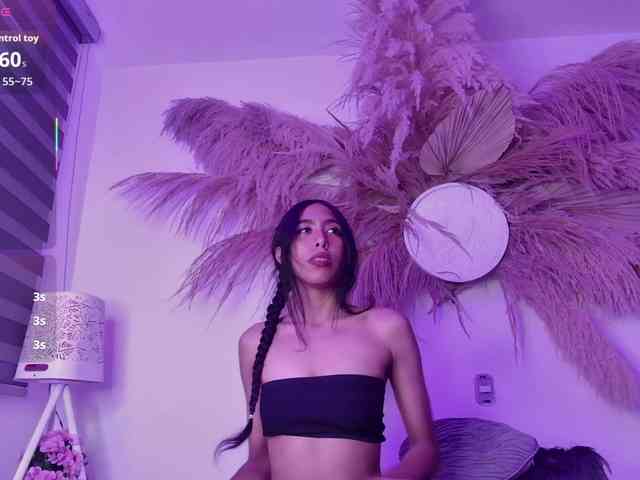 EMMAAA-STOONEE