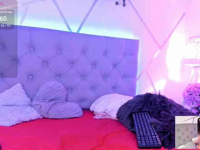 EMMAAA-STOONEE webcam