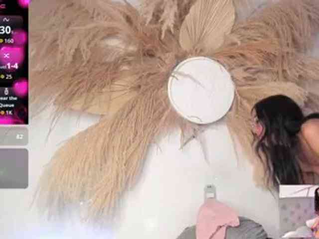 EMMAAA-STOONEE webcam