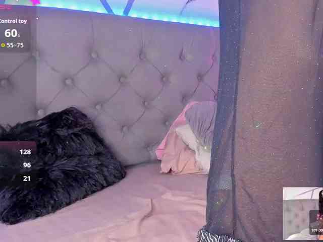 EMMAAA-STOONEE webcam