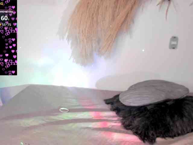 EMMAAA-STOONEE webcam