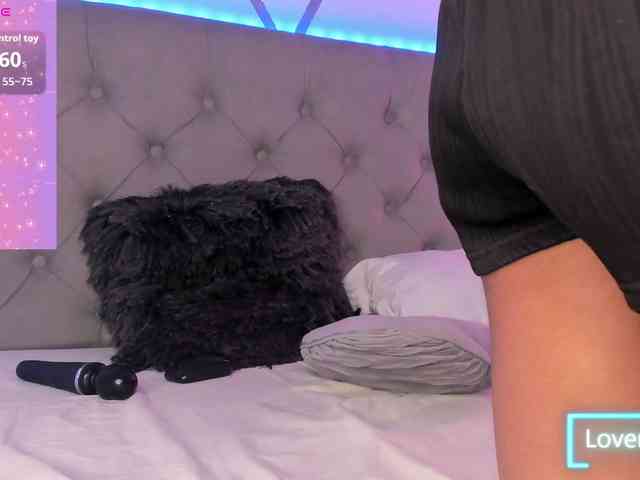 EMMAAA-STOONEE webcam