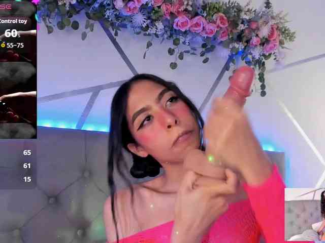 EMMAAA-STOONEE webcam