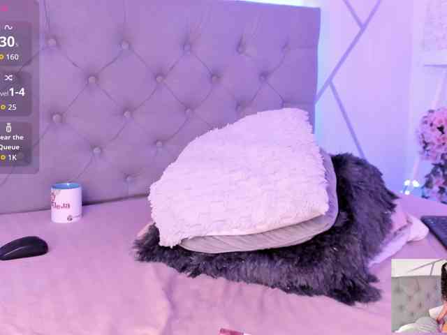 EMMAAA-STOONEE webcam